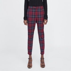Zara Basic Plaid Jogger Waist Ankle Pants in Red Navy Size US XL.